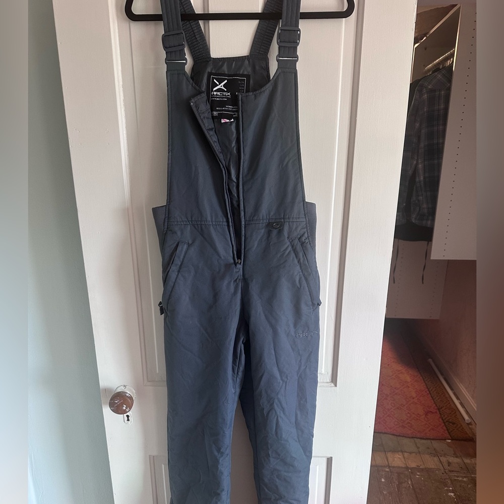 Arctix Black and Gray Women's Insulated Jacket